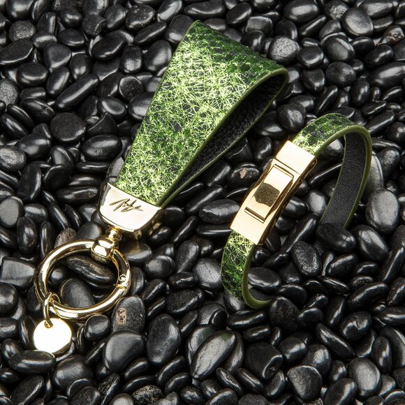 Exotic Python Skin Gift Set – Slim & Stylish Nuclear Garden Color - Picture 3 of 5